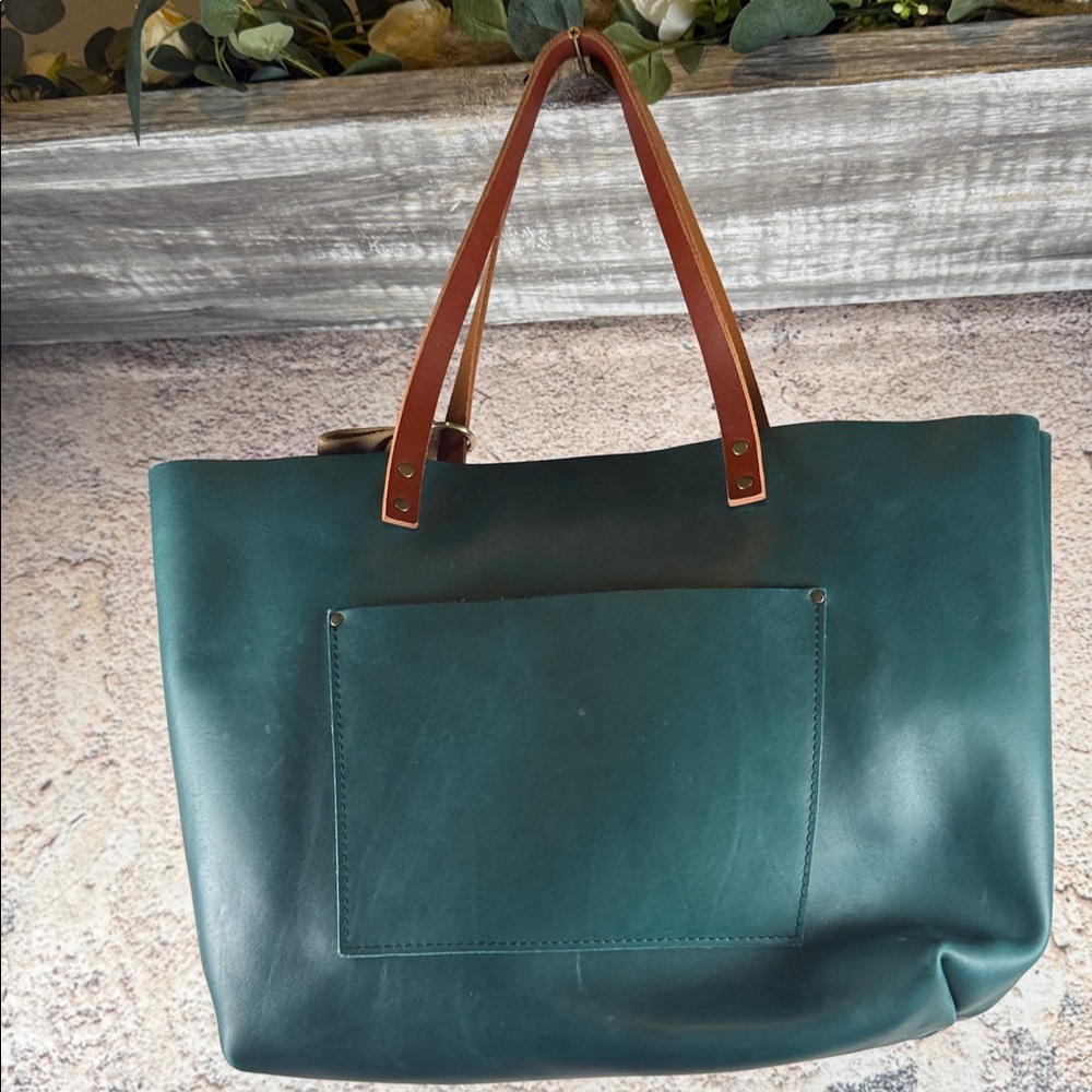 Elegant Portland hand made real leather Tote Bag. B24 - Picture 6 of 10